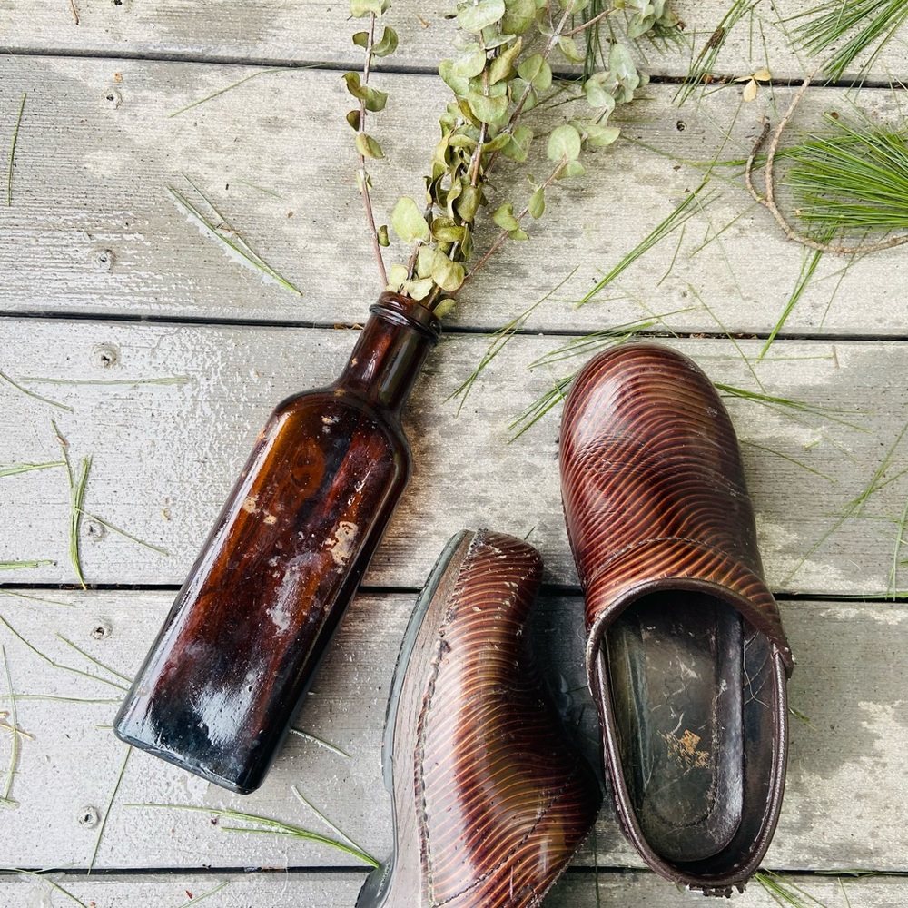 Dansko shoes, size 8.